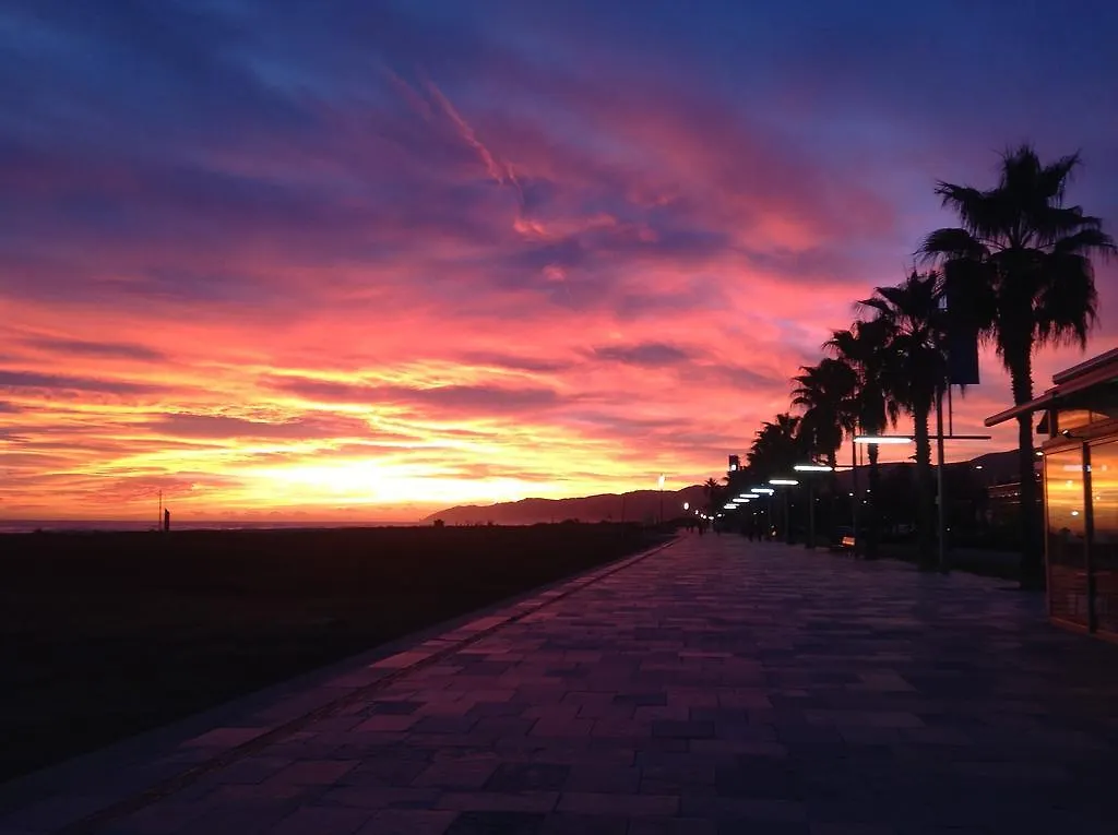 Lets Holidays Castelldefels Diagonal Orient Apartment 0*,  Spain