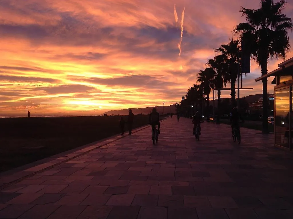 Lets Holidays Castelldefels Diagonal Orient Apartment