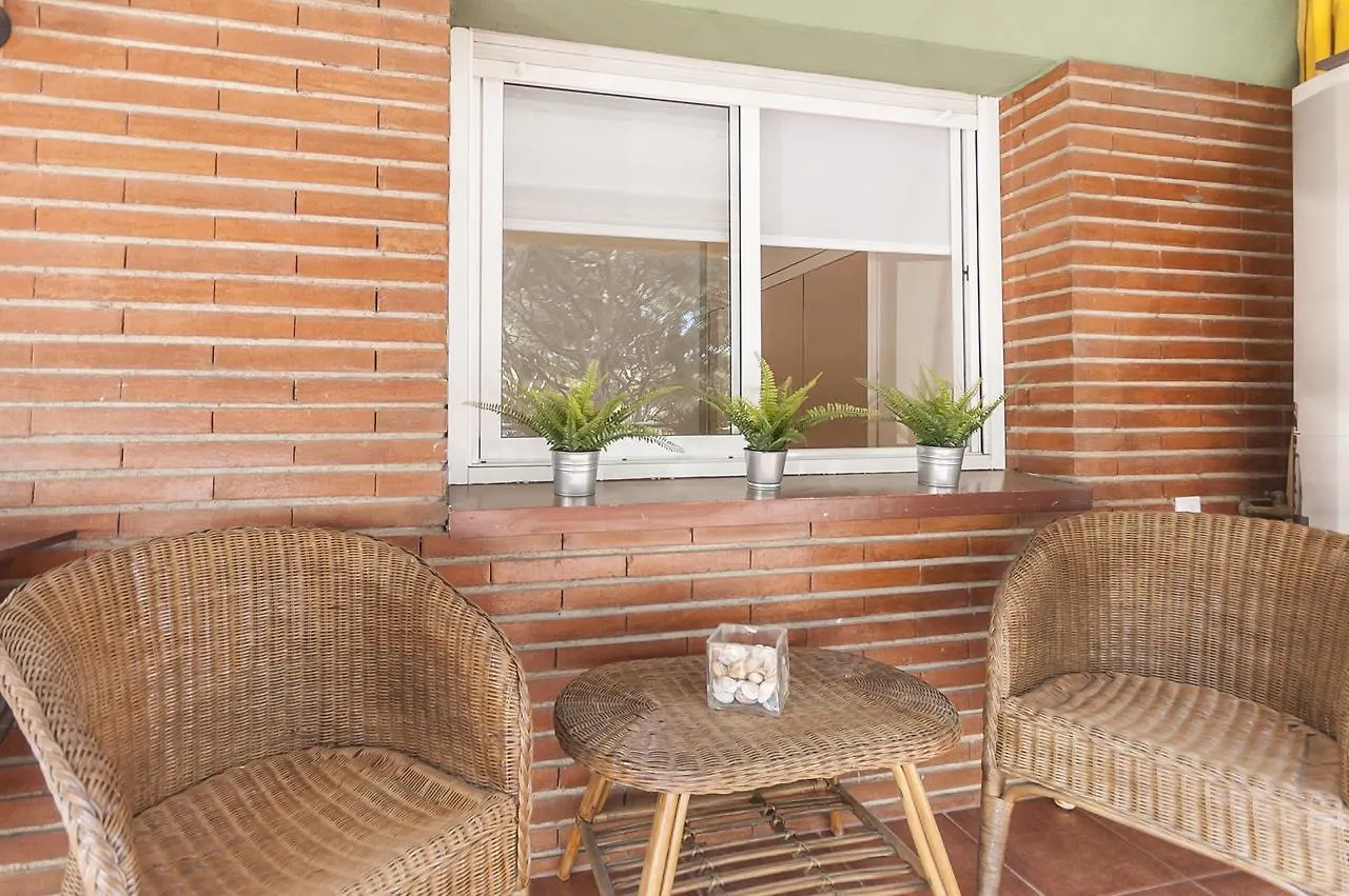 Lets Holidays Castelldefels Diagonal Orient Apartment