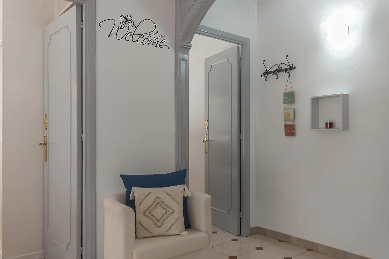 Lets Holidays Castelldefels Diagonal Orient Apartment 0*,